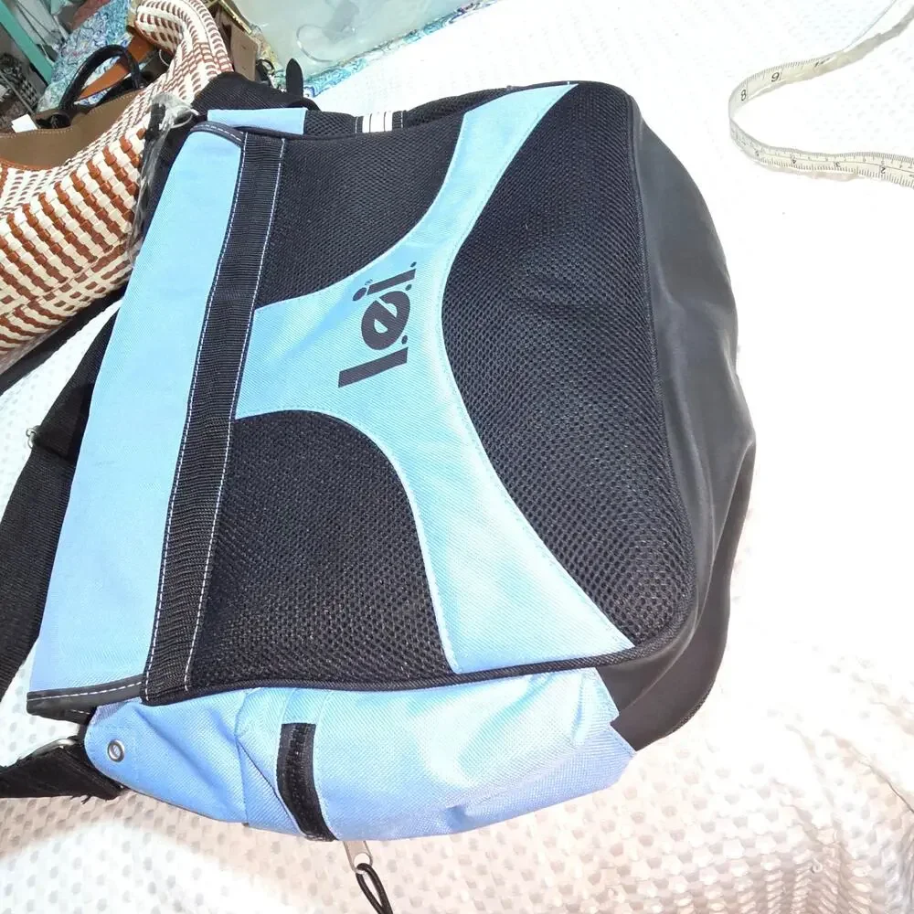 LEI NWT XL MESSENGER CROSSBODY BACKPACK BAG WITH SCHOOL SUPPLIES